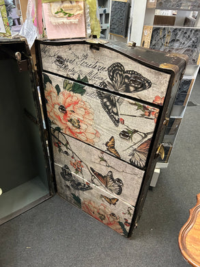 Travel Trunk