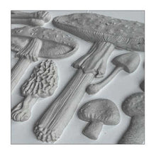 Toadstool IOD Decor Mould (6″X10″)