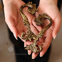 Kacha Decor Metal Pulls – Enchanté – 2 pcs, 4.7″x2.1″ + 4 screws