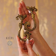 Kacha Decor Metal Pulls – Enchanté – 2 pcs, 4.7″x2.1″ + 4 screws