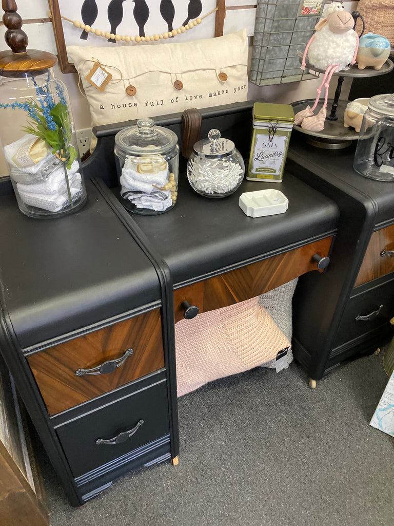 Black Dressing Table with Mirror – Raggs to Riches