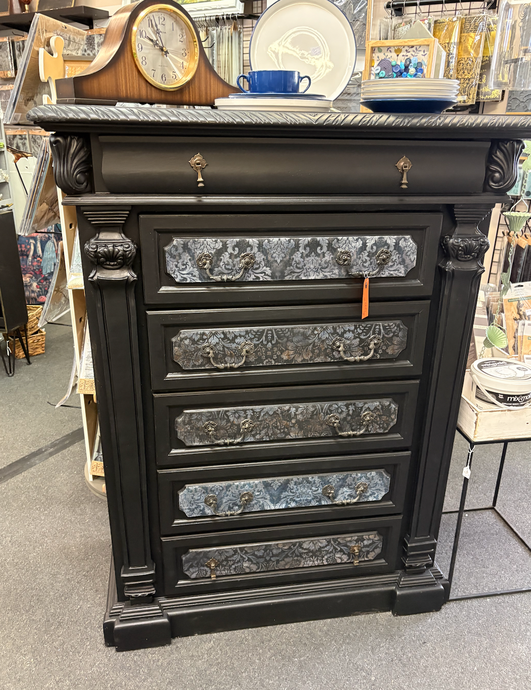 Black Black Dresser